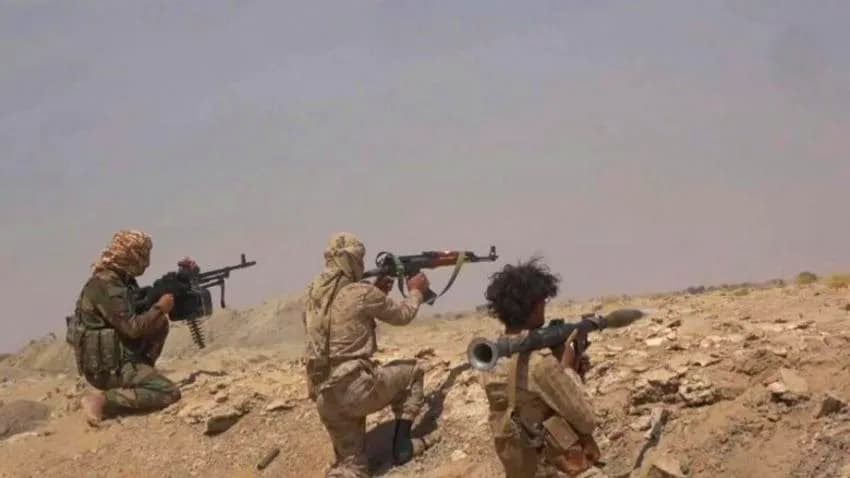 معارك عنيفة في 'ذنة' بمأرب ومصرع العشرات من المليشيا في تعز