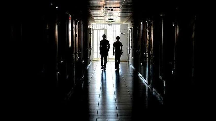 في سجون سرية.. الانتقالي يختطف 8 من أبناء مدينة ذمار منذ سنة