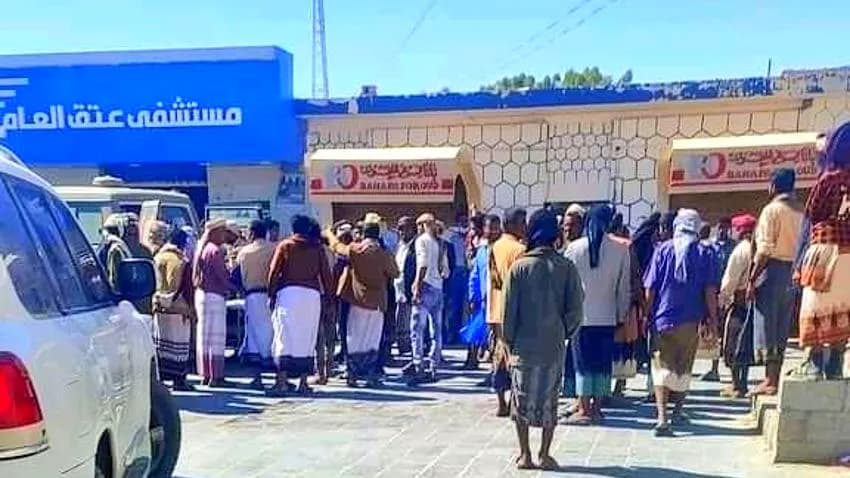 فريق طبي يصل شبوة والسلطة المحلية تفتح مصنعا لتعبئة الأكسجين