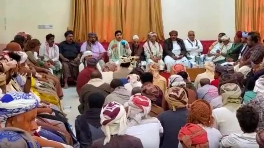 الانتقالي يهدد.. قبائل المهرة تتعهد بالدفاع عن محافظتها
