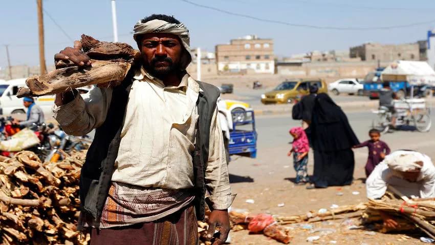 وسط تفاقم الأزمات.. جرعة حوثية جديدة في قيمة الغاز المنزلي