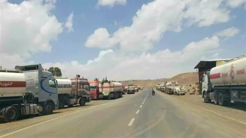 أزمة مشتقات خانقة.. مظاهرات واتهامات للمليشيا بحجز ناقلات النفط في الجوف