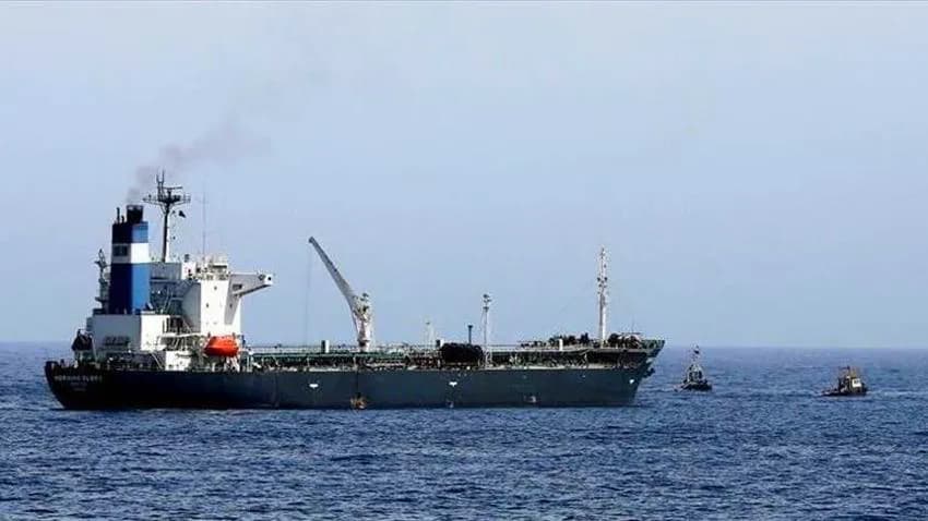 الحوثيون يتهمون التحالف باحتجاز سفينة نفطية رغم الهدنة