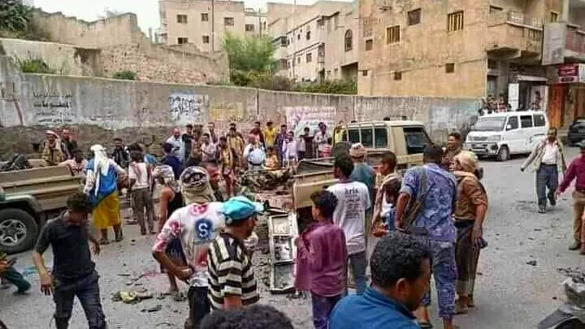 استهداف جنود في ريف تعز وإصابة طفلة برصاص قناص حوثي