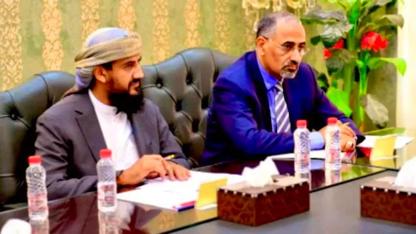 فرض أئمة وخطباء من التيار السلفي الموالي للتحالف في مساجد عتق بشبوة