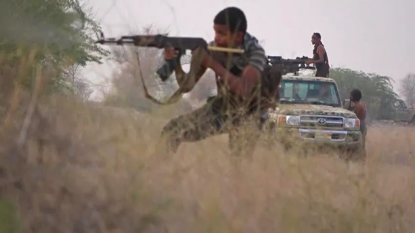 مليشيا الحوثي تقر بمصرع عدد من مقاتليها والجيش يصد هجوما في تعز