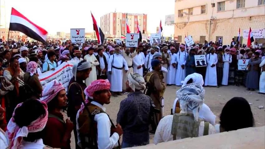 مواطنون يبدؤون حملة شعبية في المهرة لرفض تأجير ميناء قشن