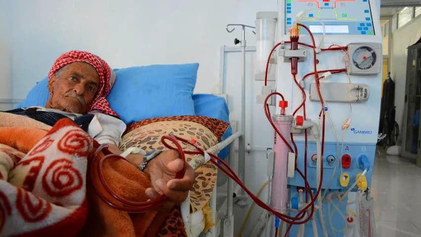 مليشيا الحوثي تطالب المنظمات الدولية بالتدخل لإنقاذ مرضى الفشل الكلوي