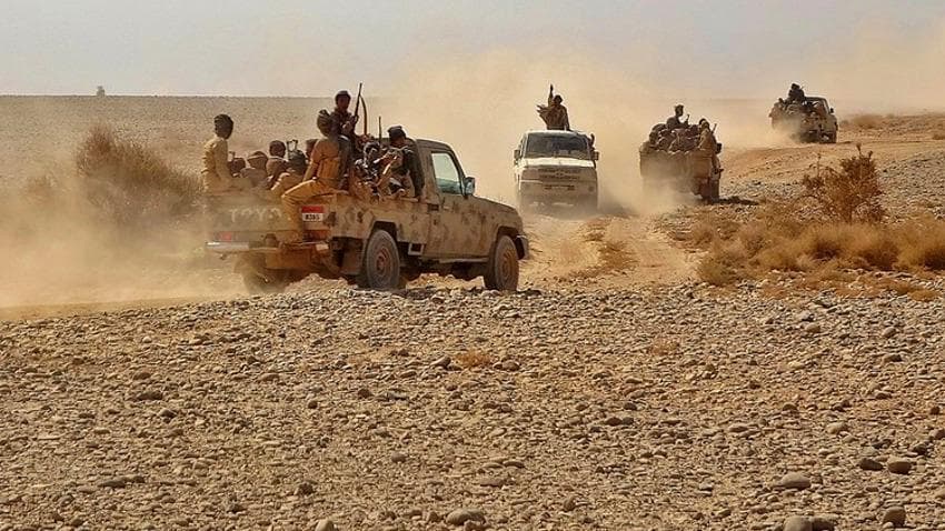 متابعات عسكرية.. مليشيا الحوثي تعترف بمصرع عدد من عناصرها وتبادل قصف مدفعي في مأرب