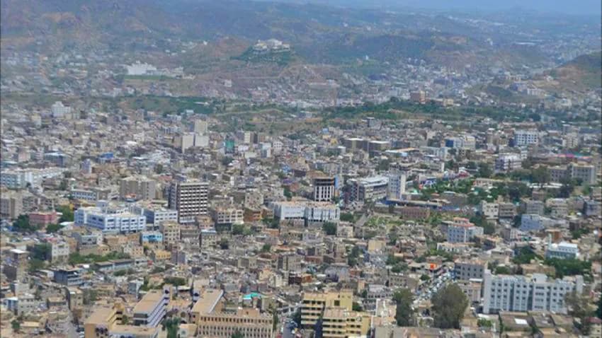 الجيش يصد تسللا لمليشيا الحوثي في الجبهة الشرقية وتصاعد أزمة مياه الشرب بتعز