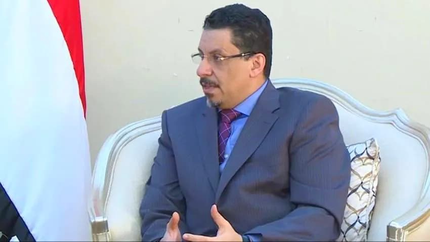 بعد الإجراءات الجديدة.. بن مبارك يبدأ زيارة رسمية إلى مصر