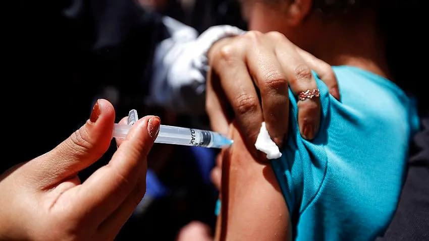 إصابات جديدة بالحصبة وحمى الضنك والكوليرا في اليمن