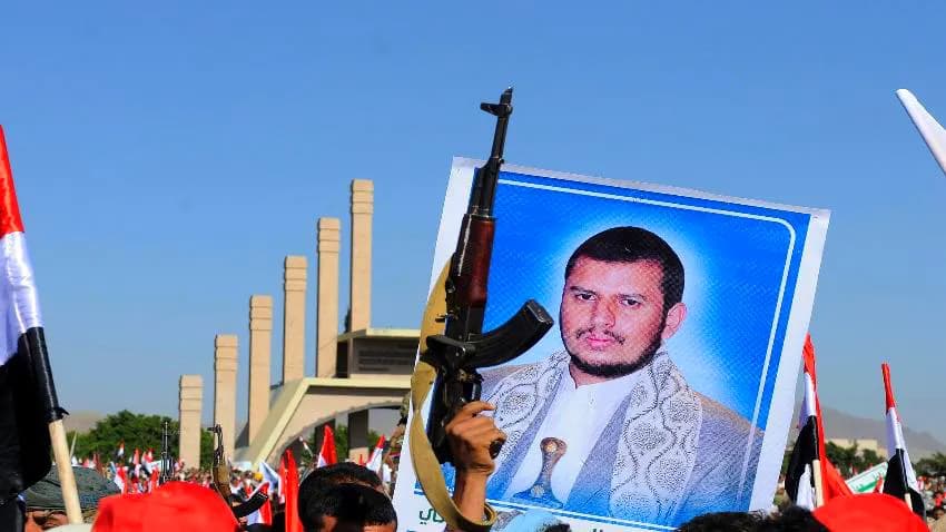 زعيم مليشيا الحوثي يهدد بالتصعيد ضد أي محاولة لتصدير النفط