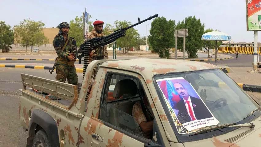 الانتقالي يواصل تقييد العمل الصحفي في مناطق سيطرته