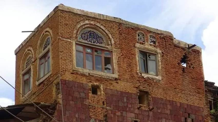 انهيار دار الحكومة الأثري في محافظة إب
