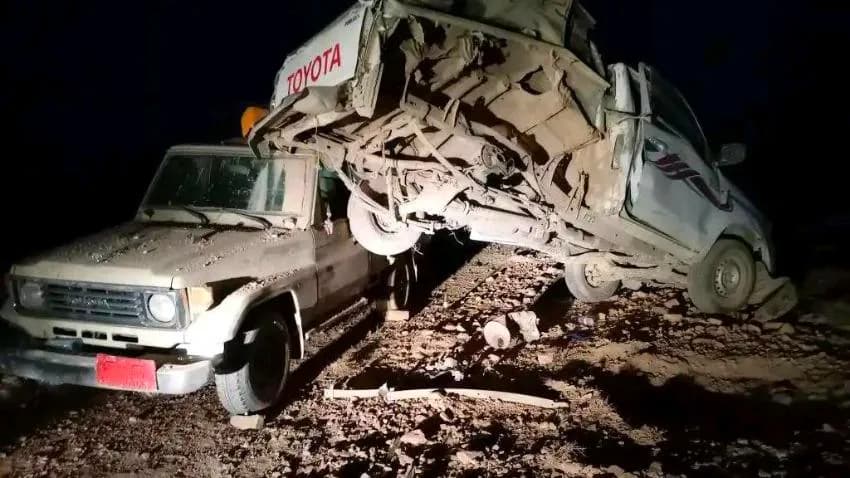 إصابة 3 نساء بانفجار لغم أرضي بسيارتين في البيضاء