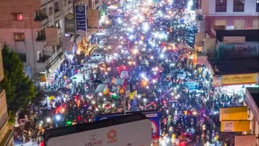 عشرات المصابين برصاص راجع إثر الاحتفالات بفوز منتخب الناشئين