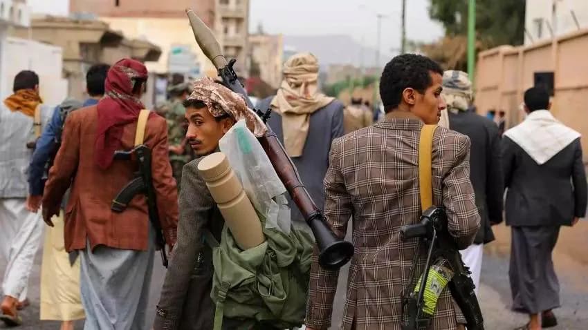 نحو 3 آلاف جريمة في مناطق سيطرة الحوثيين خلال مايو الماضي