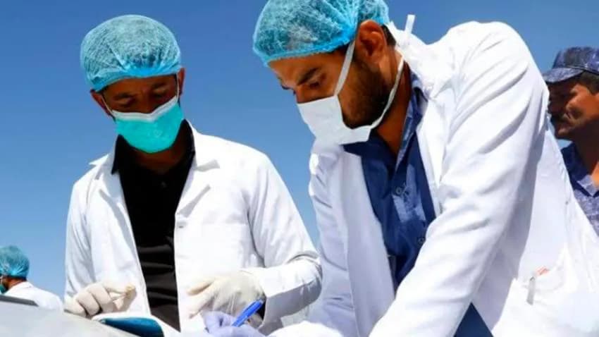 حضرموت.. النقابات الصحية تعلن الإضراب الكلي احتجاجا على تجاهل مطالبها