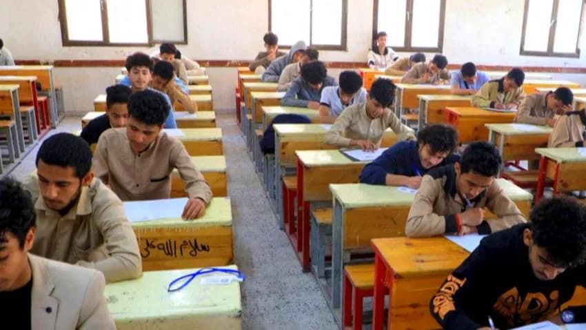 عودة ظاهرة تسرب الطلاب من التعليم في ظل توقف المعلمين عن التدريس