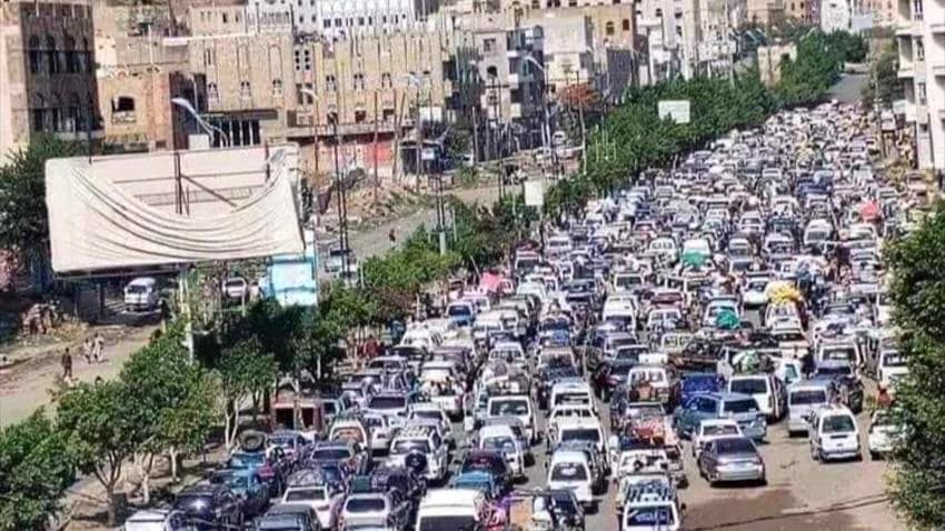 الحوثيون يعلنون استعدادهم لفتح منفذ تعز الحوبان على مدار 24 ساعة خلال رمضان