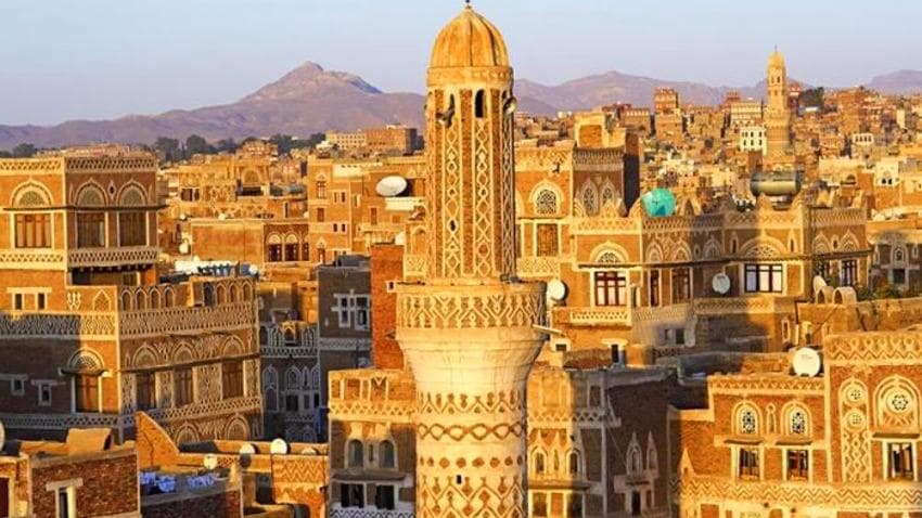 الحوثيون يؤجّرون مآذن مساجد في صنعاء لشركات إنترنت لتمويل أنشطتهم