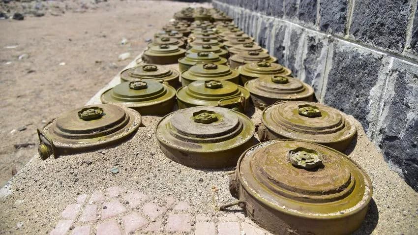 إصابة امرأة بانفجار لغم حوثي في مديرية صالة بمدينة تعز
