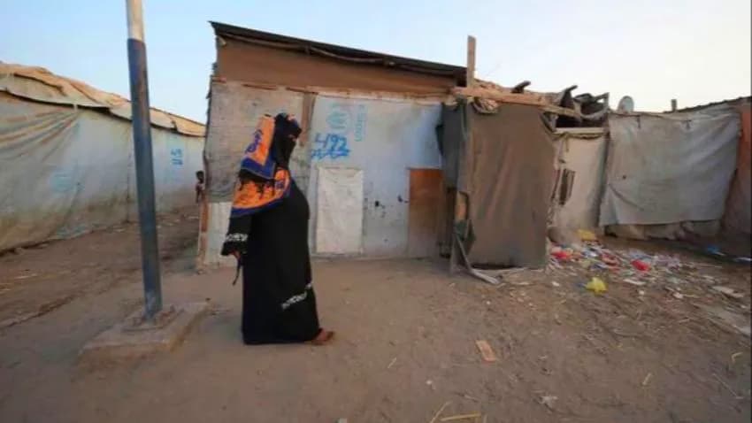 الغارديان: خفض المساعدات الدولية يضاعف وفيات الأمهات في اليمن