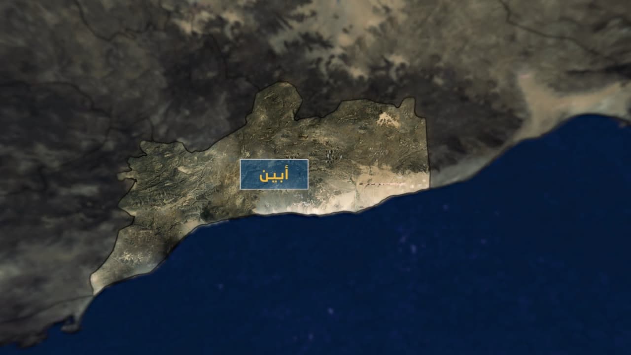 وفاة 4 جنود وإصابة 6 آخرين إثر انقلاب طقم عسكري في أبين
