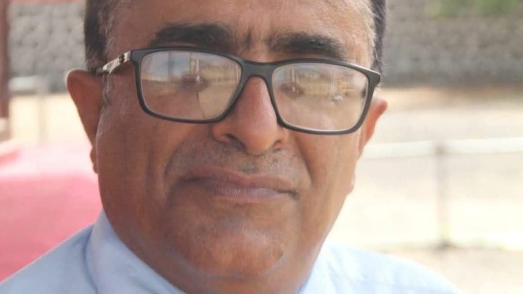 مليشيا الحوثي تختطف صحفيا عقب اقتحام منزله في المخا