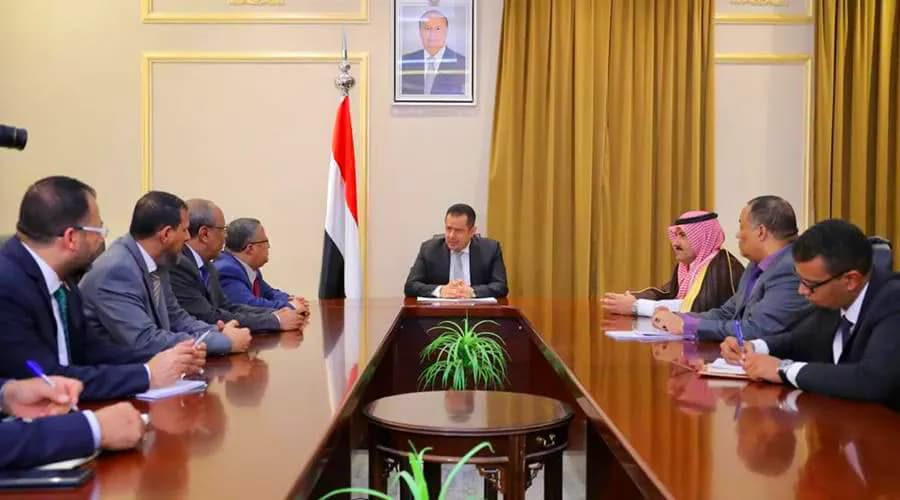 بحضور السفير السعودي.. الحكومة تتفق مع الانتقالي بشأن تنفيذ اتفاق الرياض