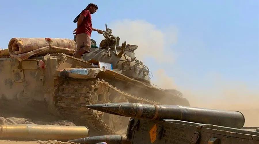 تجدد المواجهات بمديرية "ماهيلة" بمأرب وتقدم للجيش في الجوف