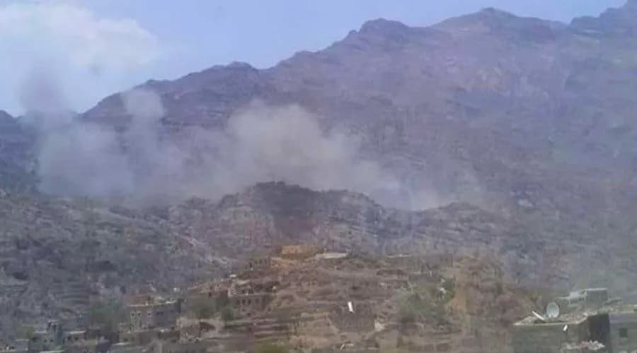 استشهاد طفلة وامرأة مسنة بقصف للحوثيين على تعز