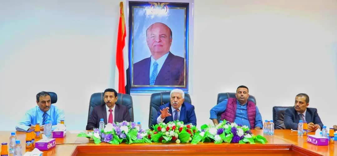 الحكومة تحذر من موجة جديدة لـ كورونا وتندد بمنع الحوثيين وصول اللقاحات لأطفال صعدة