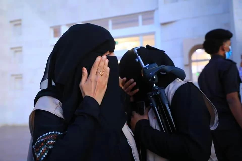 رئيسة رابطة أمهات المختطفين تنتقد عدم إدراج النساء ضمن صفقات التبادل