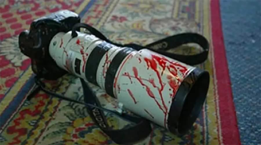 الجناة لا يزالون دون عقاب.. مقتل 44 صحفيا في اليمن خلال 10 سنوات