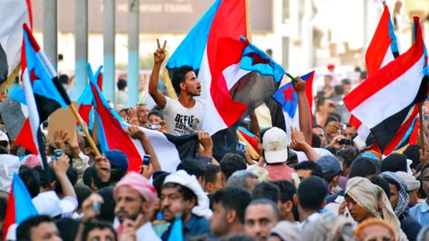 متجاهلا اتفاق الرياض.. الإنتقالي يجدد تمسكه بخيار الانفصال
