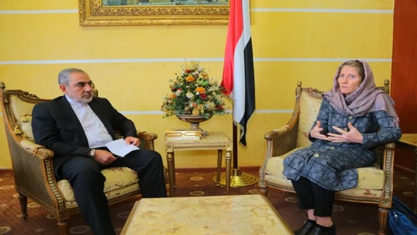 احتجاج يمني.. لقاء رئيسة بعثة 'الصليب الأحمر' بحسن إيرلو في صنعاء