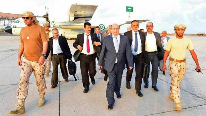 اسوشيتد برس: التحالف السعودي الإماراتي رفض طلبا للرئيس هادي بالعودة إلى عدن