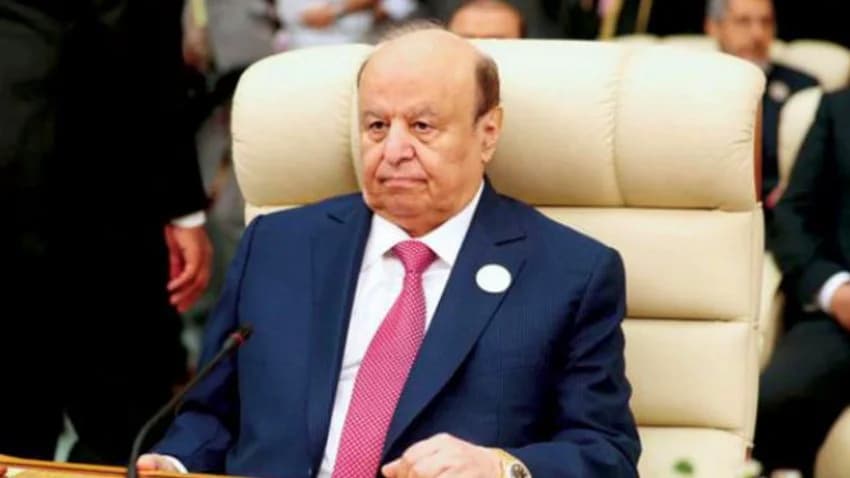 الرئيس هادي يؤكد من الولايات المتحدة على مواجهة التحديات الإقتصادية