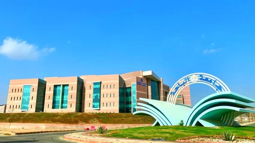 تراجع جزئي للسعودية حول إلغاء عقود أكاديميين يمنيين