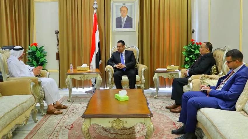 الحكومة تطالب أبوظبي بالضغط على الانتقالي لتنفيذ 'اتفاق الرياض'