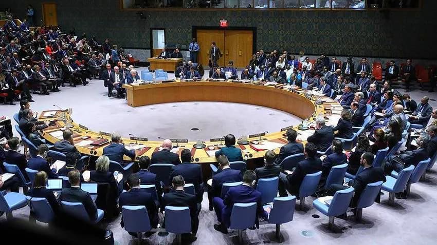 تفجير عدن.. الدول الخمس دائمة العضوية تعرب عن إدانتها ووقوفها إلى جانب اليمن