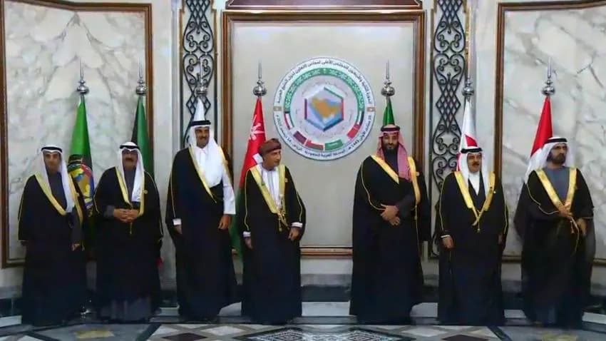 القمة الخليجية تؤكد الحفاظ على وحدة اليمن وأهمية تنفيذ اتفاق الرياض