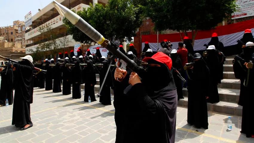تقرير حقوقي يكشف انتهاكات صادمة لمليشيا الحوثي بحق النساء في اليمن