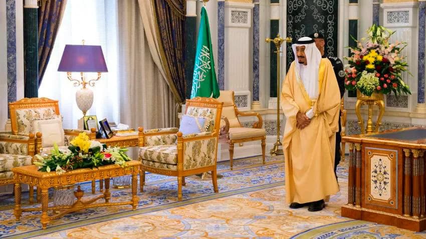 السعودية تبحث دعوة الحوثيين لإجراء محادثات في الرياض