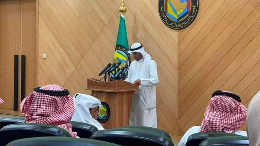 التعاون الخليجي يعلن عن استضافة مفاوضات تجمع الأطراف اليمنية