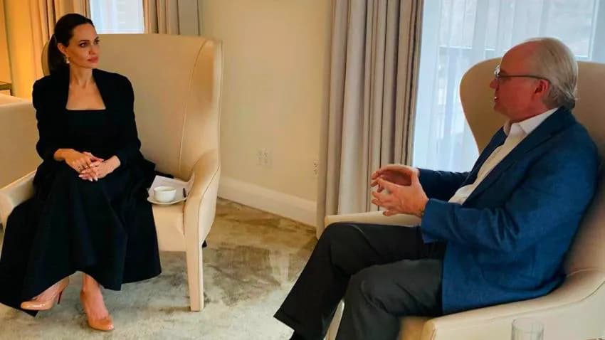 ليندركينج وجولي يتعهدان بالعمل على وقف الحرب والتخفيف من الأزمة الإنسانية في اليمن
