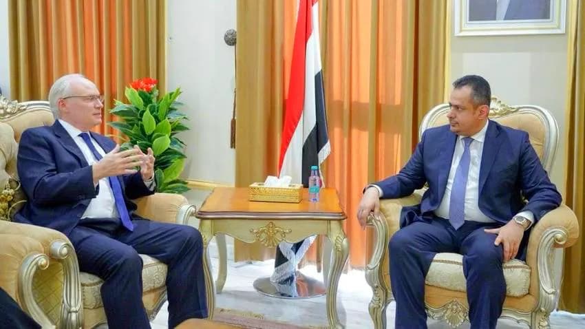 الحكومة تقول إنها تأمل نجاح مشاورات الرياض