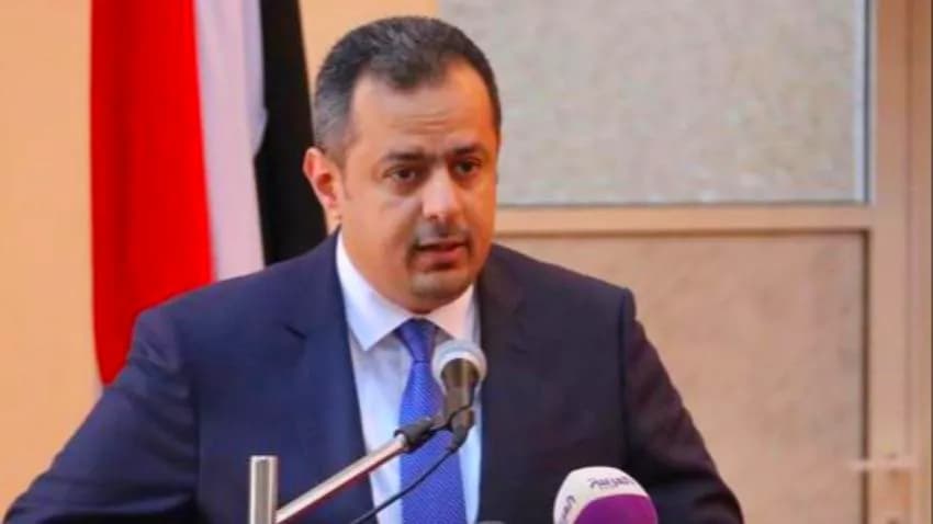 الحكومة تمنع ضخ مخزون من العملة لوقف انهيار الريال